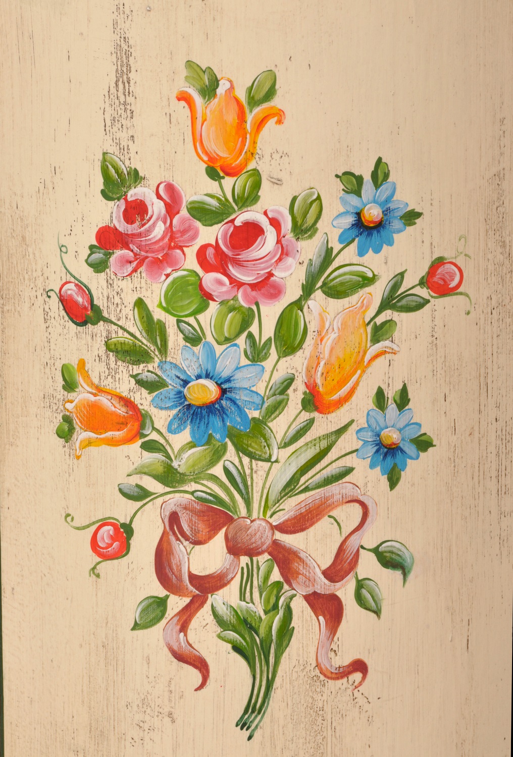 colonna rotonda a cilindro decorata a mano in stile tirolese con mazzi di fiori e laccata tempere all acqua policrome arredo tirolese di lusso