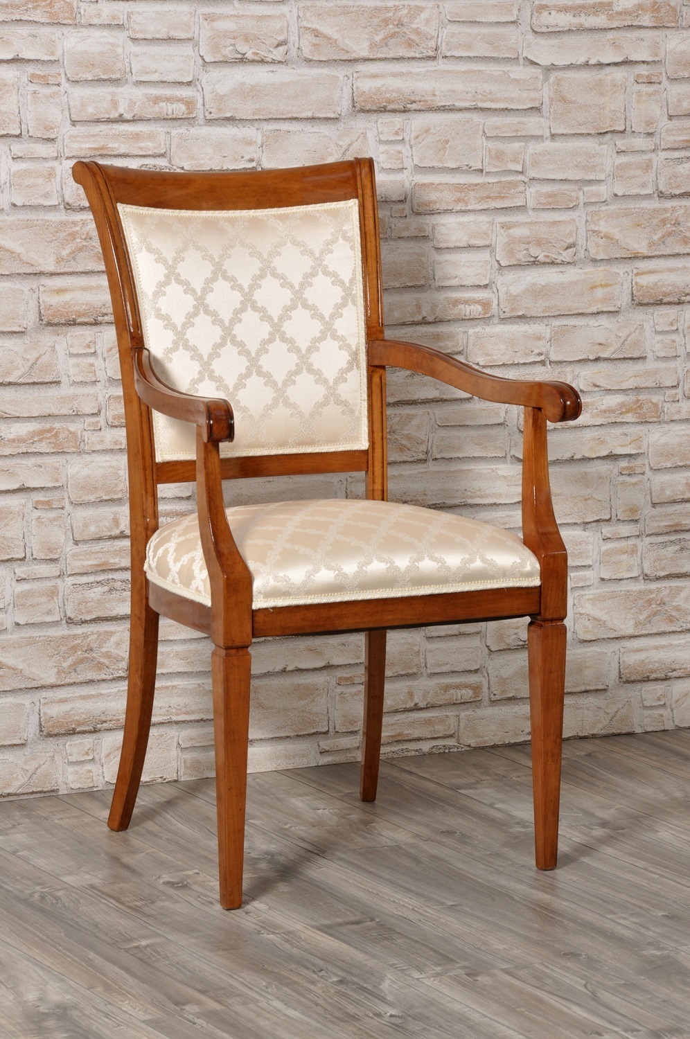 Raffinata poltroncina - sedia con braccioli di lusso per