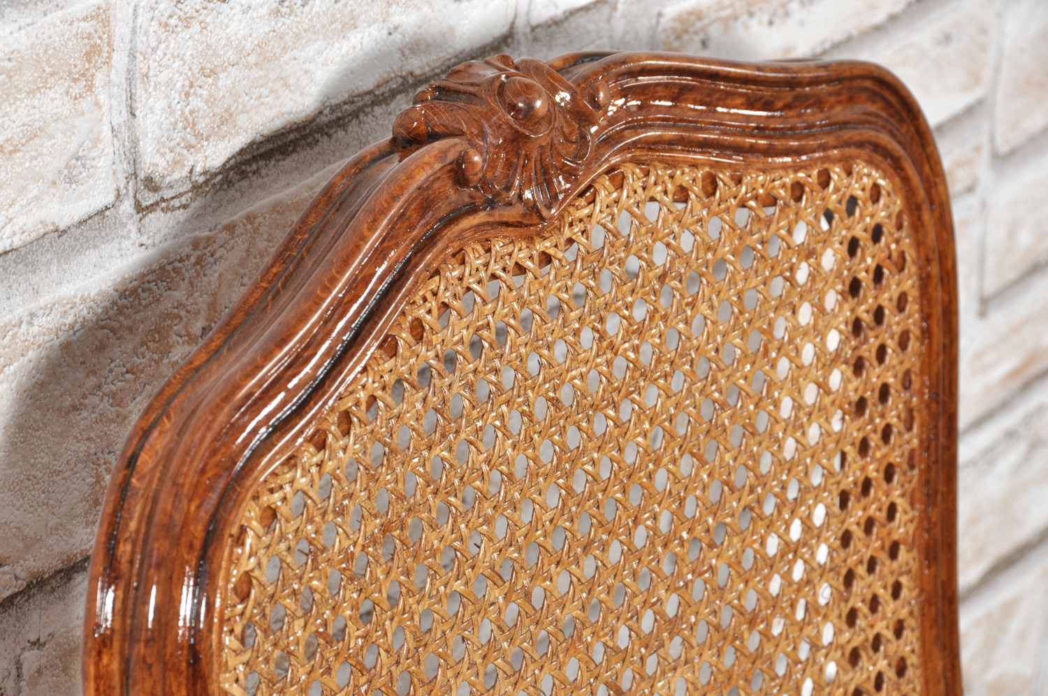 schienale intagliato scolpito a mano con rivestimento in paglia di Vienna riproduzione di lusso in stile veenziano