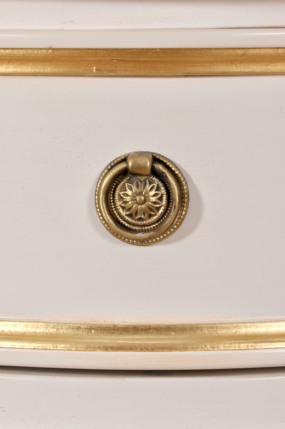 maniglia di lusso cesellata e lucida a mano come il modello originale del settecento in stile classico Luigi XVI accessorio di pregio in ottone massiccio